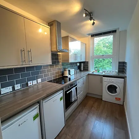 Apartment Modern 2 Bedroom 2 Bathroom Leeds City Centre Hospital University
