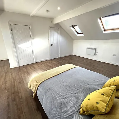 Modern 2 Bedroom 2 Bathroom Leeds City Centre Hospital University * Leeds (West Yorkshire)