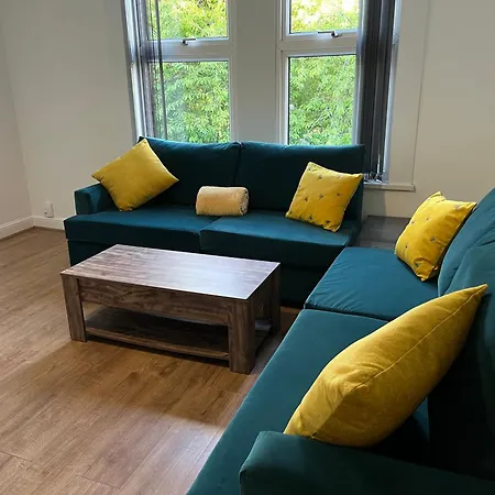 Modern 2 Bedroom 2 Bathroom Leeds City Centre Hospital University * Leeds (West Yorkshire)